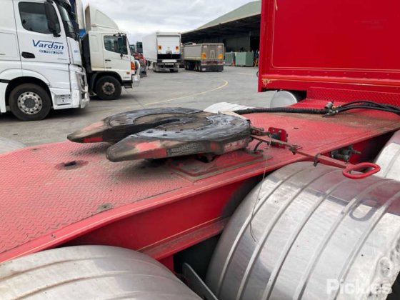 2016年 Maxitrans ST3