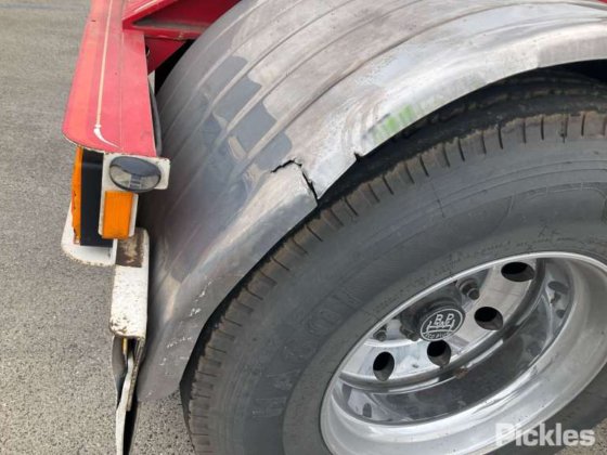 2016年 Maxitrans ST3