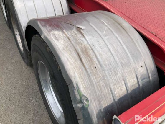 2016年 Maxitrans ST3