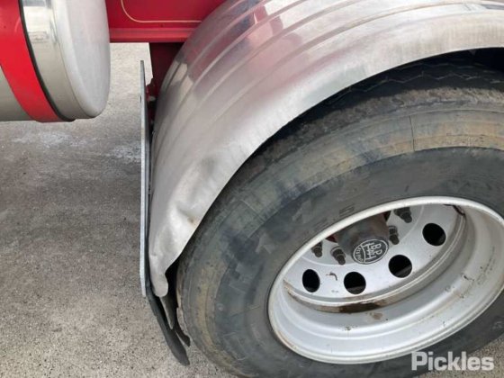 2016年 Maxitrans ST3