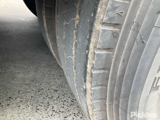 2016年 Maxitrans ST3