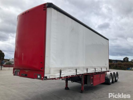 2016年 Maxitrans ST3