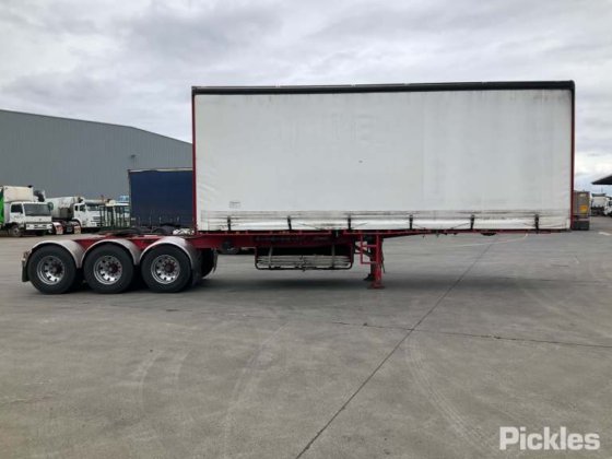 2016年 Maxitrans ST3