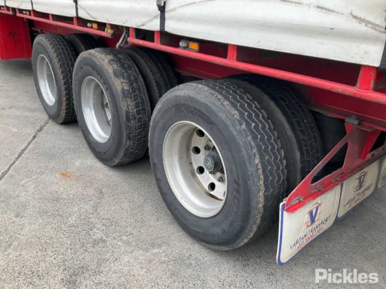 2016年 Maxitrans ST3