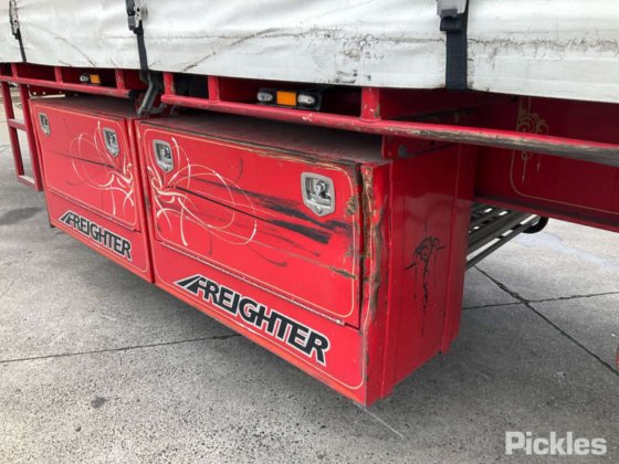 2016年 Maxitrans ST3