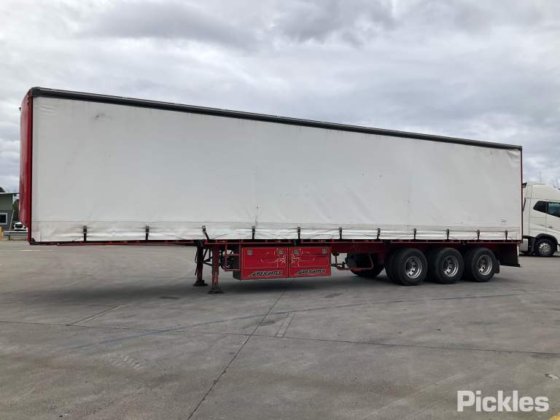 2016年 Maxitrans ST3