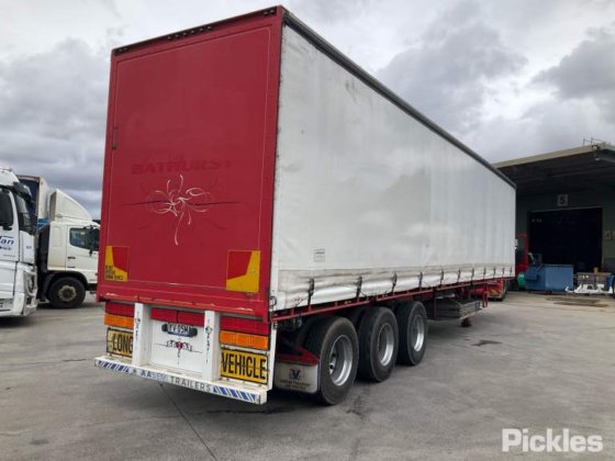 2016年 Maxitrans ST3