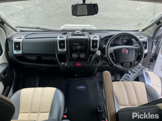 2014年フィアット・デュカート・マキシ