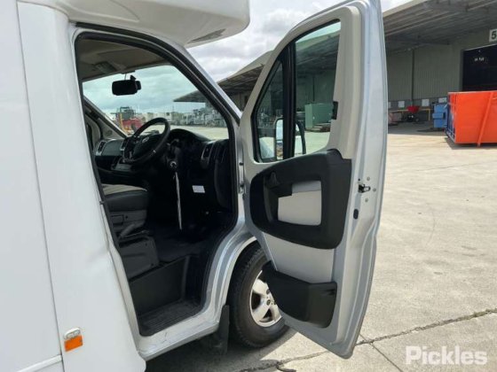 2014年フィアット・デュカート・マキシ