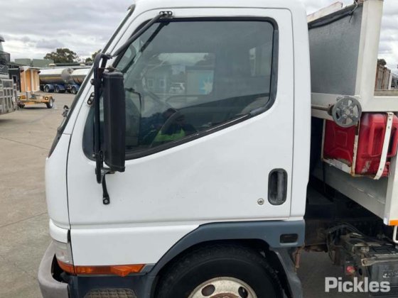 2004年式 三菱キャンター