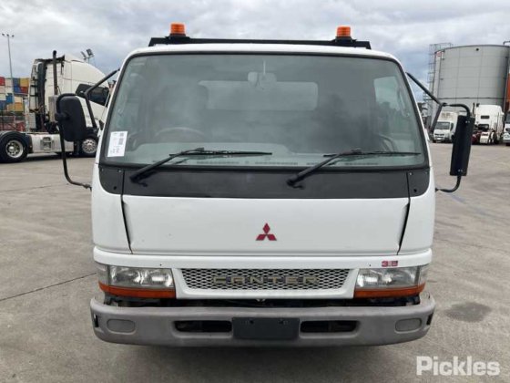 2004年式 三菱キャンター