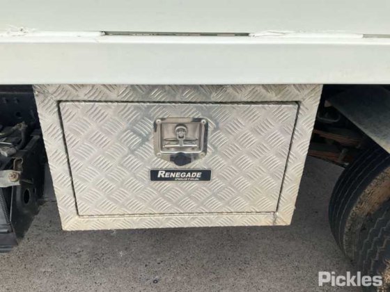 Mitsubishi Canter 2004