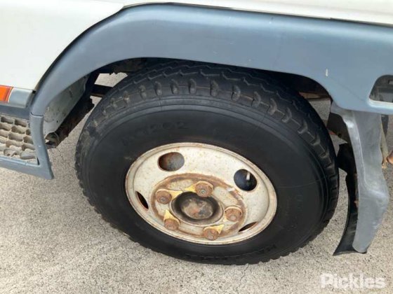 2004年式 三菱キャンター