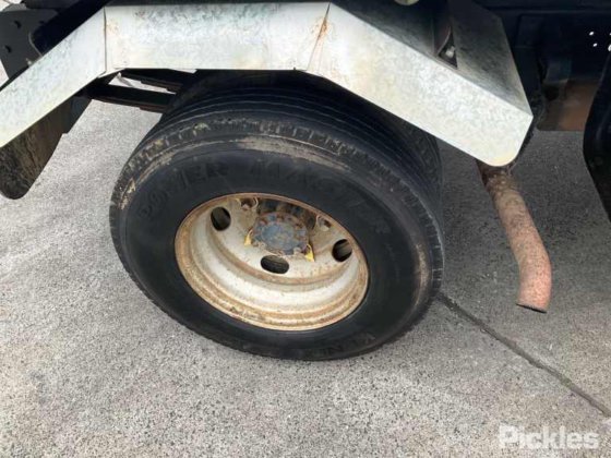 2004年式 三菱キャンター