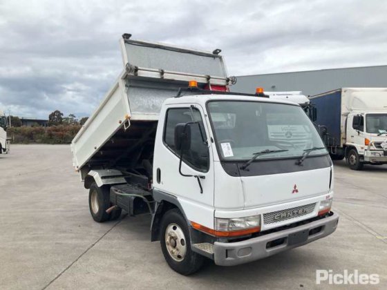 2004年式 三菱キャンター