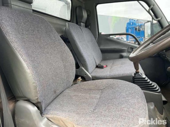 2004年式 三菱キャンター