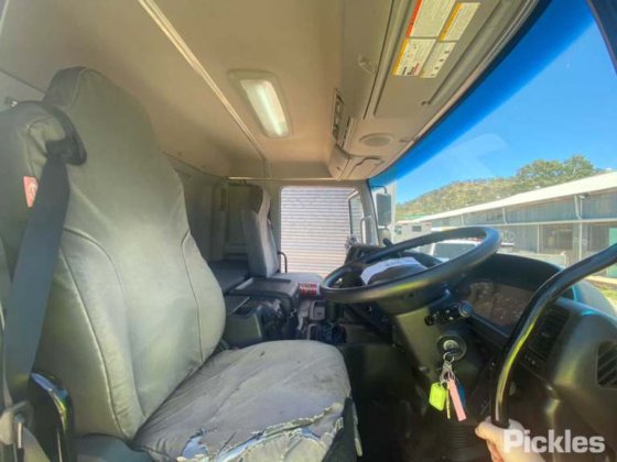 2014年式 日野700系 2848