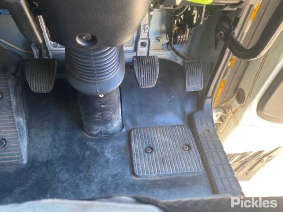 2014年式 日野700系 2848