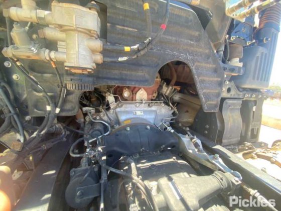 2014年式 日野700系 2848