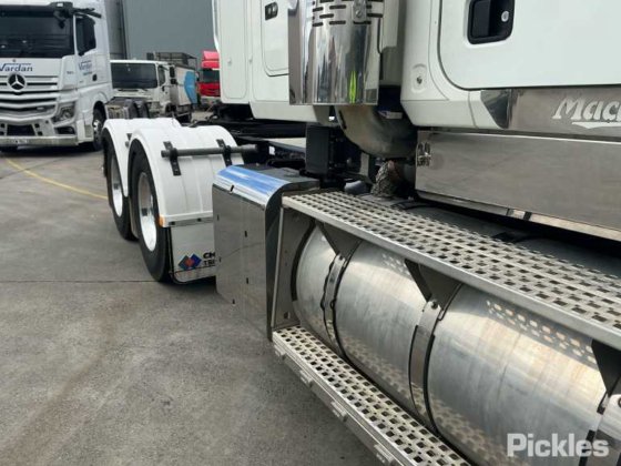 2013 マック トライデント CMHT