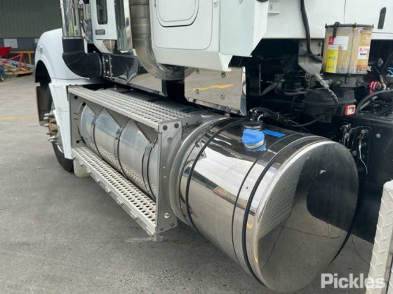 2013 マック トライデント CMHT