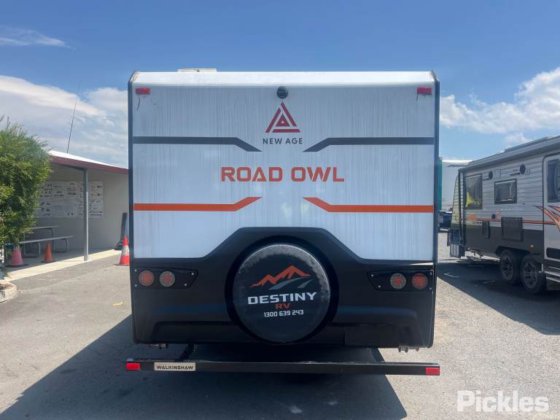 2023新纪元房车路灯猫头鹰