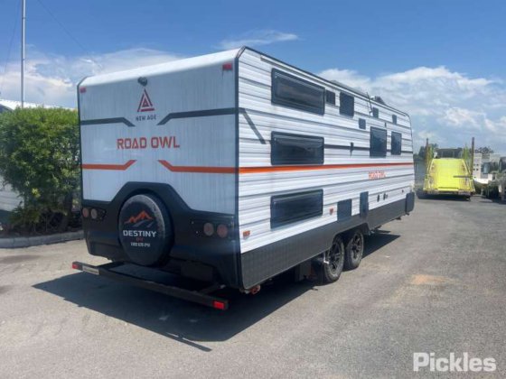 2023新纪元房车路灯猫头鹰