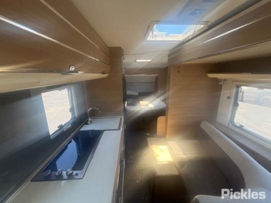 阿德里亚·阿多拉