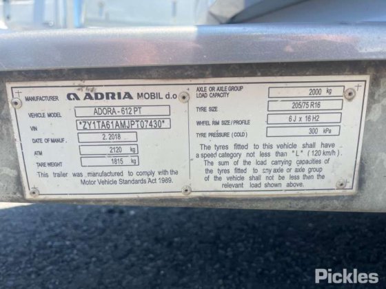 阿德里亚·阿多拉