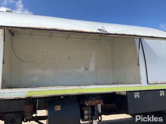 2012款国际Workstar 7400