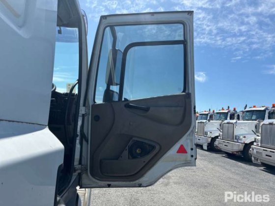 2010 DAF CF 7585
