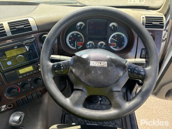 2010 DAF CF 7585