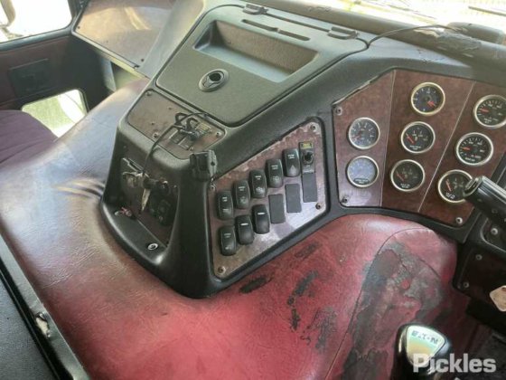 2008年肯沃斯K108