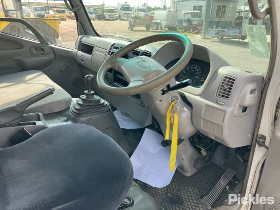 2003年日野ディトロU414