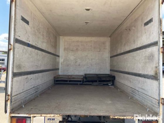 2003年日野ディトロU414