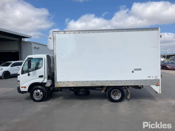 2003 日野 Dutro U414