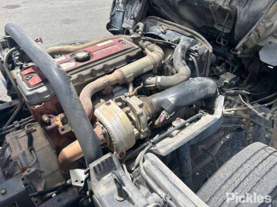 2011款日野300系列