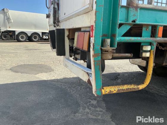 2009 年铃木? Wait】