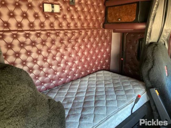 2023 肯沃斯 K200 系列