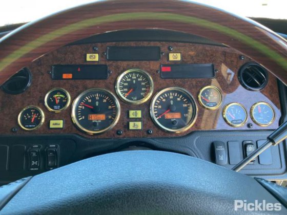 2023 肯沃斯 K200 系列