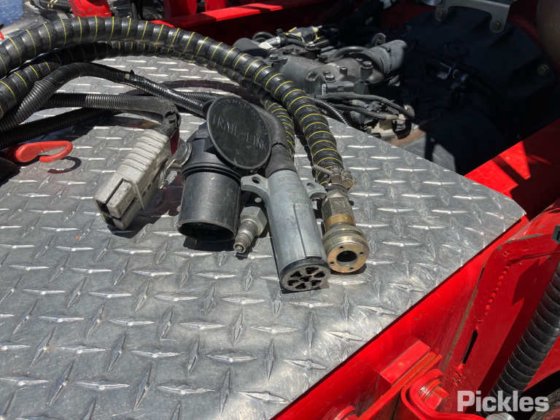 2023 肯沃斯 K200 系列