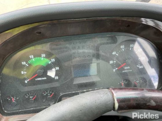 2012 金龙 V 系列