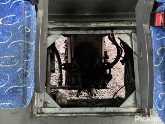 2012 金龙 V 系列