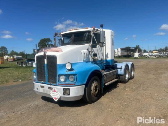 2010年式ケンワースT408