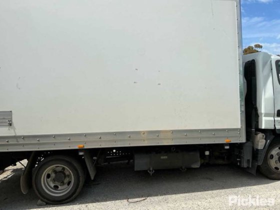 2016 三菱ふそう キャンター 515