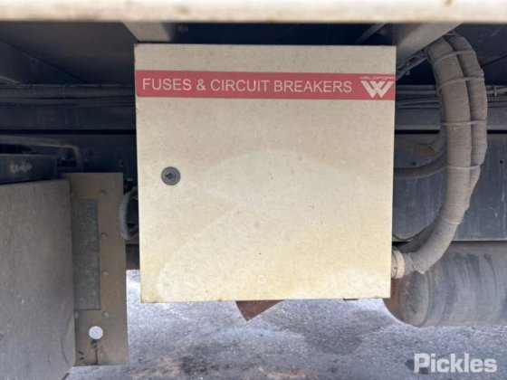 2016年三菱扶桑战斗机1627