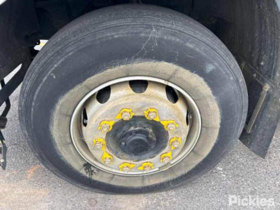 2016年三菱扶桑战斗机1627