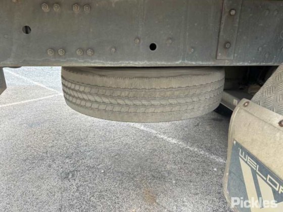 2016年三菱扶桑战斗机1627