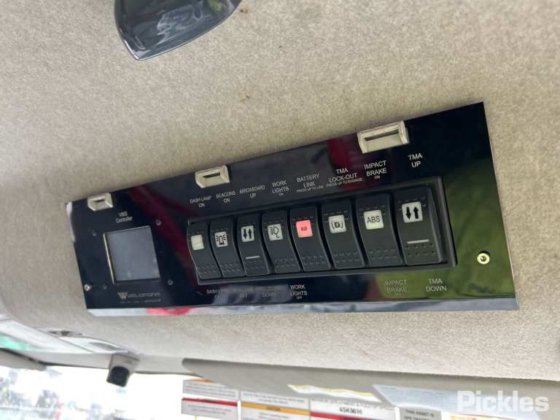 2016年三菱扶桑战斗机1627