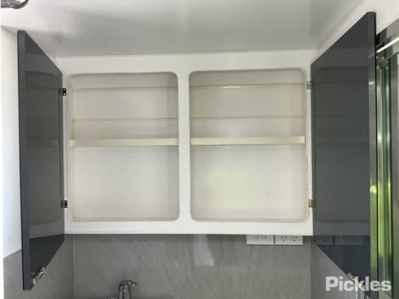 2018 Paramount Commander